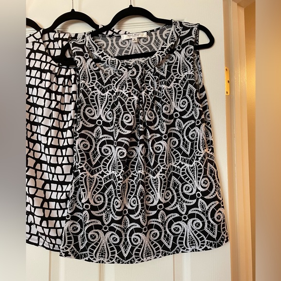 Set of three medium size tanks are perfect for the office. Sold together - Picture 9 of 10